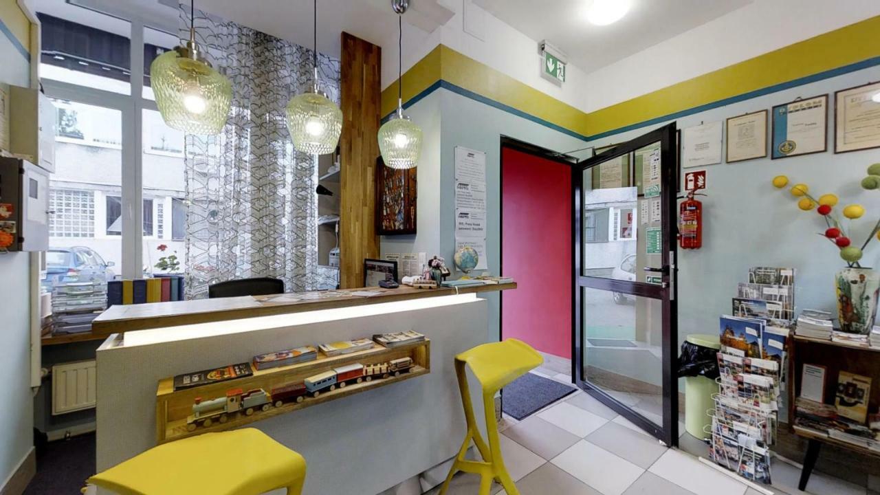 Press Hostel Warsaw Luaran gambar