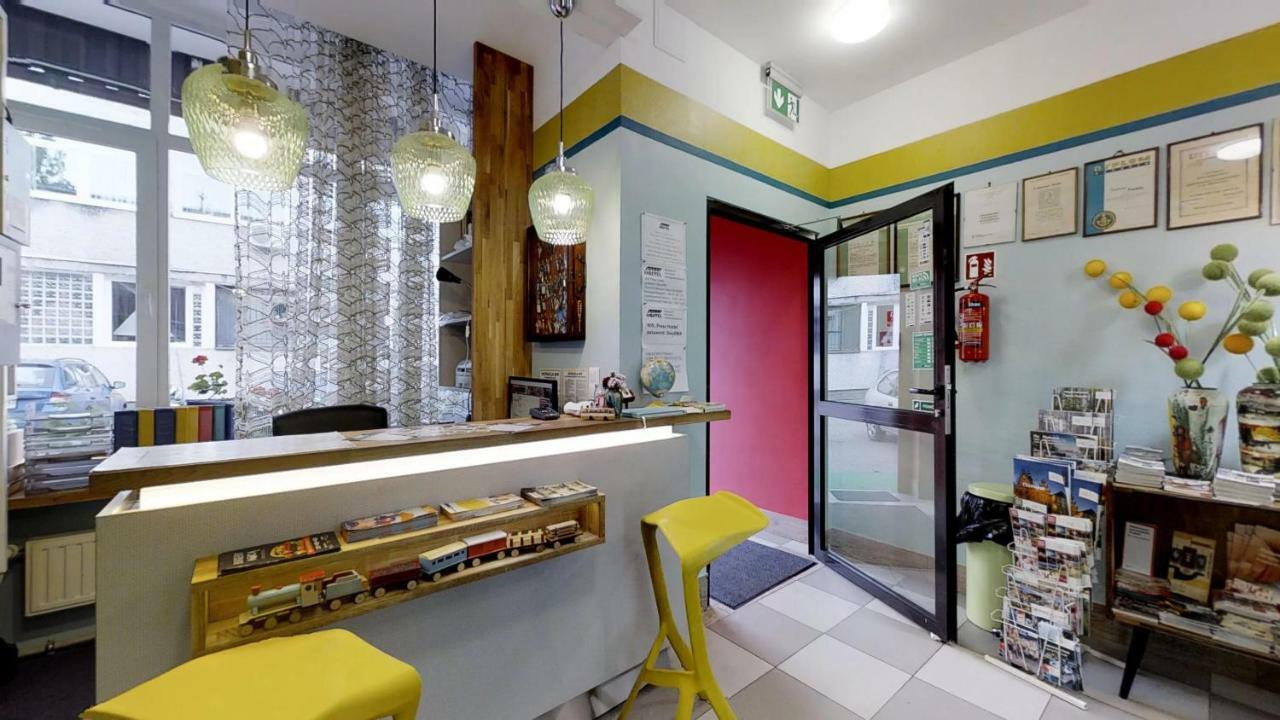 Press Hostel Warsaw Luaran gambar