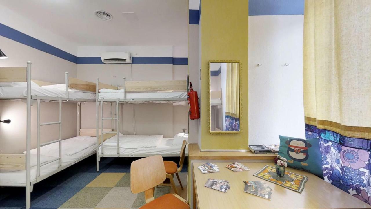Press Hostel Warsaw Luaran gambar