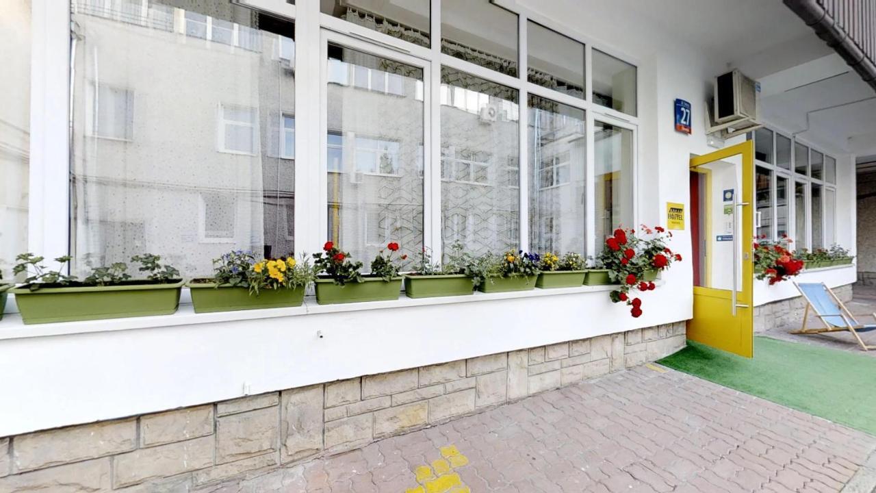 Press Hostel Warsaw Luaran gambar